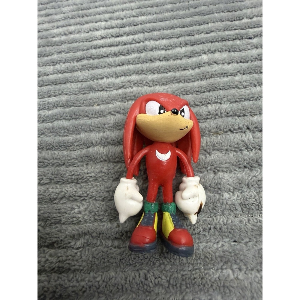 Sonic The Hedgehog 2.25" KNUCKLES The Echidna PVC Figure | (c) SEGA |
